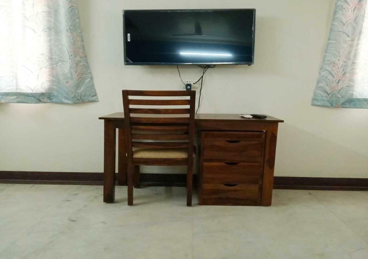 Hotel J P Residency Greater Noida Zewnętrze zdjęcie